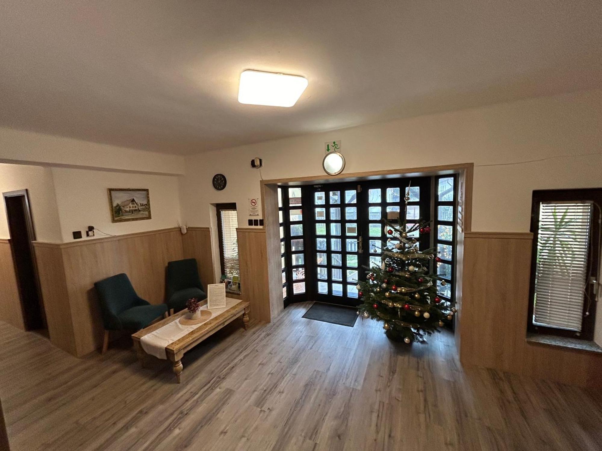 Toth Vendeghaz Hotel Buk Bagian luar foto