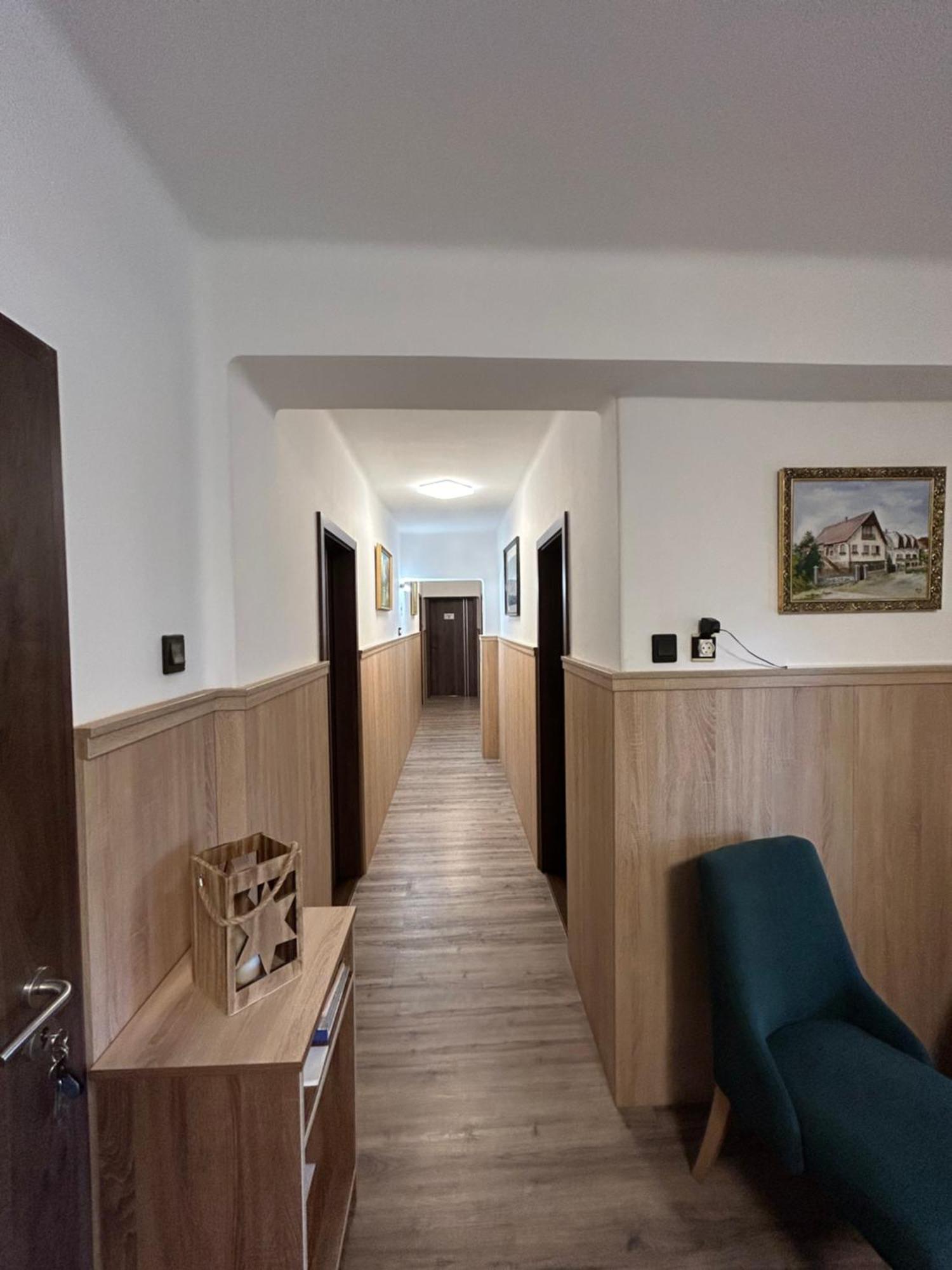 Toth Vendeghaz Hotel Buk Bagian luar foto