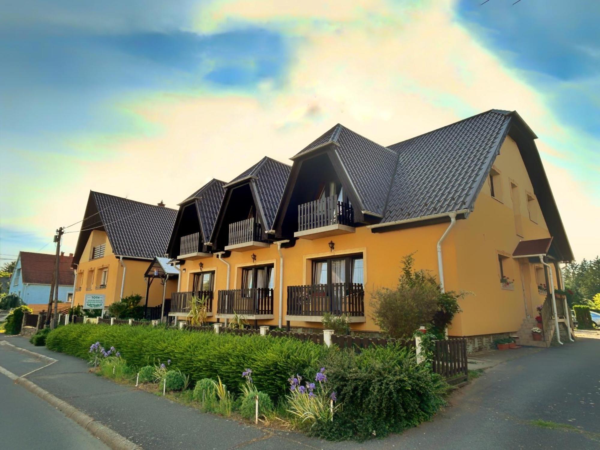 Toth Vendeghaz Hotel Buk Bagian luar foto